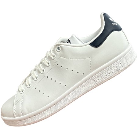 Betsy Trotwood defect mout Adidas stan smith uomo